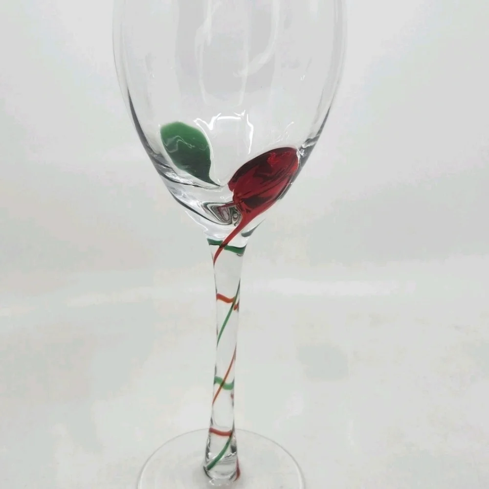 Pier 1 Imports Christmas Wine Glasses Red Green Drop Swirl Stem Optic Ribbon  4